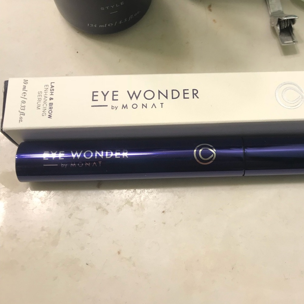 Monat eye wonder